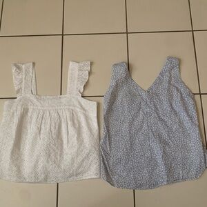 GAP White Sleeveless Top